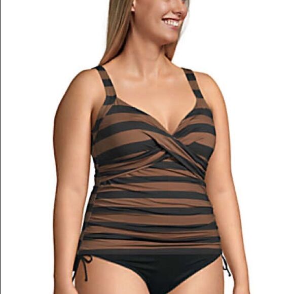Land’s End Plus Regular tankini top underwire chevron stripe Various Sizes - Picture 1 of 8
